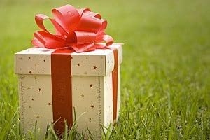 Give speakers gifts Give speakers gifts
