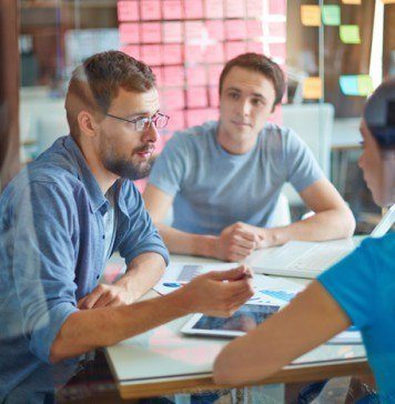 5 Tips to Effectively Manage Time and Resources When Planning an Event