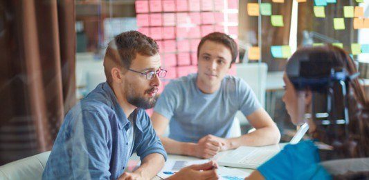 5 Tips to Effectively Manage Time and Resources When Planning an Event